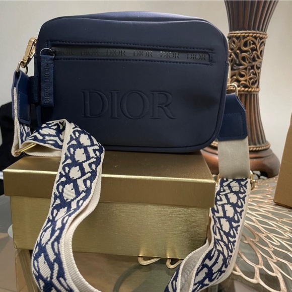 Dior - Picture 3 of 15